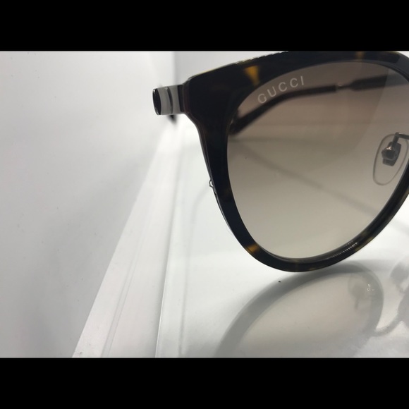 Gucci 0077SK 001 - Picture 6 of 8